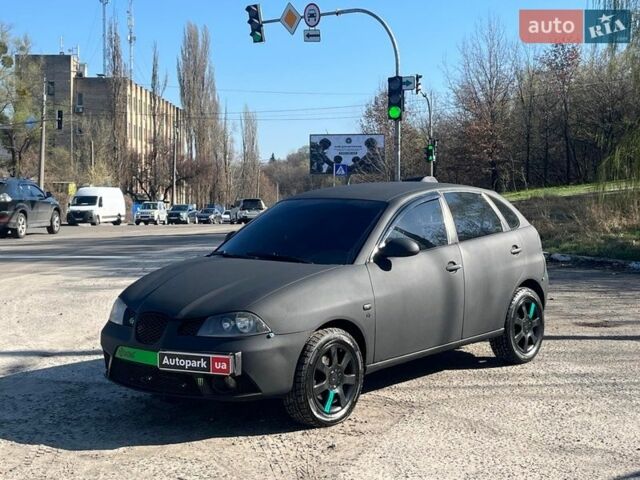 Черный Сеат Ибица, объемом двигателя 2 л и пробегом 400 тыс. км за 4990 $, фото 1 на Automoto.ua