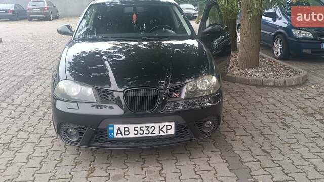 Черный Сеат Ибица, объемом двигателя 1.8 л и пробегом 229 тыс. км за 4000 $, фото 1 на Automoto.ua