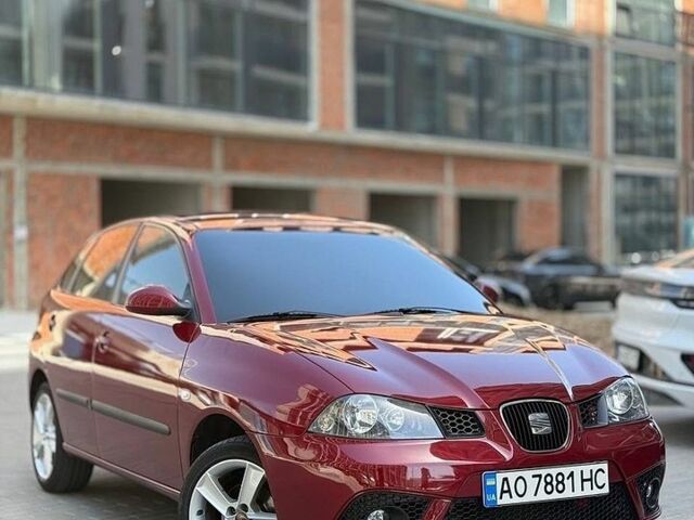Червоний Сеат Ibiza, об'ємом двигуна 1.9 л та пробігом 250 тис. км за 3999 $, фото 1 на Automoto.ua