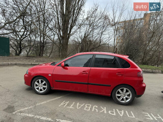 Красный Сеат Ибица, объемом двигателя 1.4 л и пробегом 238 тыс. км за 4200 $, фото 1 на Automoto.ua