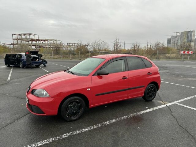 Красный Сеат Ибица, объемом двигателя 1.4 л и пробегом 290 тыс. км за 3800 $, фото 1 на Automoto.ua