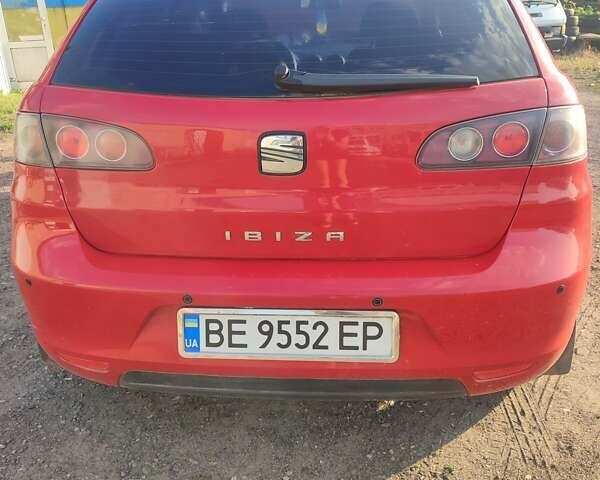 Червоний Сеат Ibiza, об'ємом двигуна 1.4 л та пробігом 245 тис. км за 4800 $, фото 1 на Automoto.ua