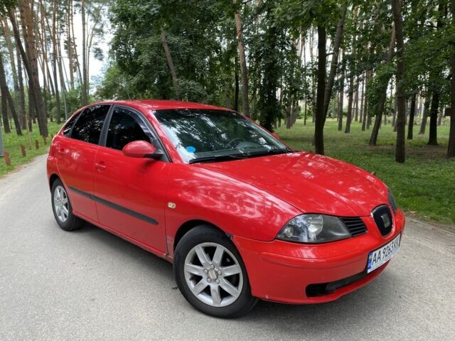 Червоний Сеат Ibiza, об'ємом двигуна 1.4 л та пробігом 250 тис. км за 2900 $, фото 1 на Automoto.ua
