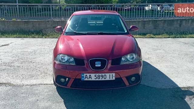 Червоний Сеат Ibiza, об'ємом двигуна 1.4 л та пробігом 214 тис. км за 4600 $, фото 1 на Automoto.ua