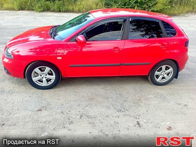 Красный Сеат Ибица, объемом двигателя 2 л и пробегом 237 тыс. км за 4000 $, фото 1 на Automoto.ua