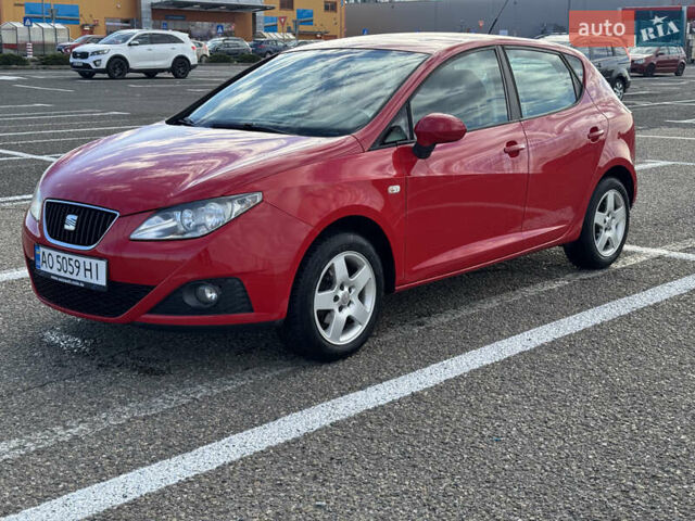 Красный Сеат Ибица, объемом двигателя 1.6 л и пробегом 234 тыс. км за 5600 $, фото 1 на Automoto.ua