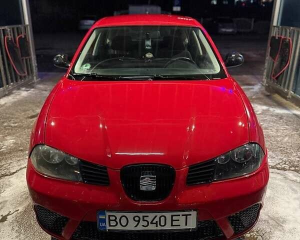 Червоний Сеат Ibiza, об'ємом двигуна 1.2 л та пробігом 218 тис. км за 3550 $, фото 1 на Automoto.ua