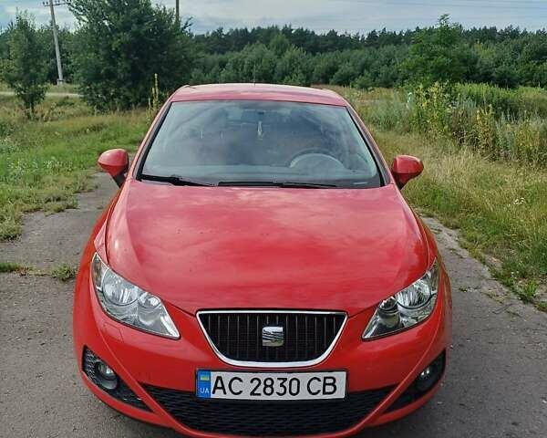 Красный Сеат Ибица, объемом двигателя 1.6 л и пробегом 105 тыс. км за 7300 $, фото 1 на Automoto.ua