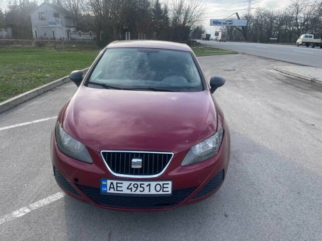 Червоний Сеат Ibiza, об'ємом двигуна 1.4 л та пробігом 284 тис. км за 3899 $, фото 1 на Automoto.ua