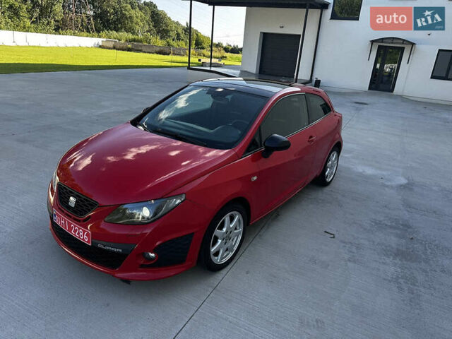 Червоний Сеат Ibiza, об'ємом двигуна 1.4 л та пробігом 204 тис. км за 8200 $, фото 1 на Automoto.ua