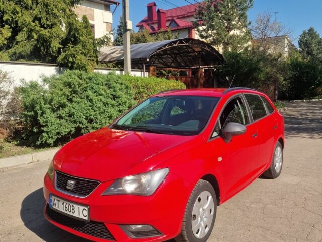 Красный Сеат Ибица, объемом двигателя 1.4 л и пробегом 225 тыс. км за 5900 $, фото 1 на Automoto.ua