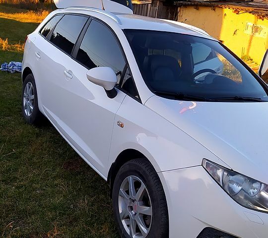 Сеат Ibiza, об'ємом двигуна 1.2 л та пробігом 199 тис. км за 5800 $, фото 1 на Automoto.ua