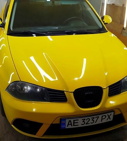 Желтый Сеат Ибица, объемом двигателя 2 л и пробегом 190 тыс. км за 5000 $, фото 1 на Automoto.ua