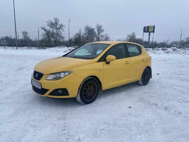Жовтий Сеат Ibiza, об'ємом двигуна 1.4 л та пробігом 198 тис. км за 4800 $, фото 1 на Automoto.ua