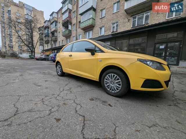 Желтый Сеат Ибица, объемом двигателя 1.39 л и пробегом 278 тыс. км за 5300 $, фото 1 на Automoto.ua