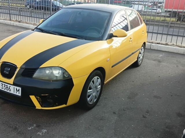 Желтый Сеат Ибица, объемом двигателя 2 л и пробегом 246 тыс. км за 4000 $, фото 1 на Automoto.ua