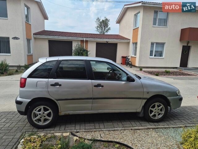 Сірий Сеат Ibiza, об'ємом двигуна 1.39 л та пробігом 316 тис. км за 1200 $, фото 1 на Automoto.ua