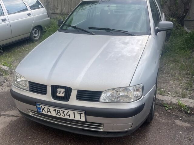 Сірий Сеат Ibiza, об'ємом двигуна 1.4 л та пробігом 300 тис. км за 1500 $, фото 1 на Automoto.ua