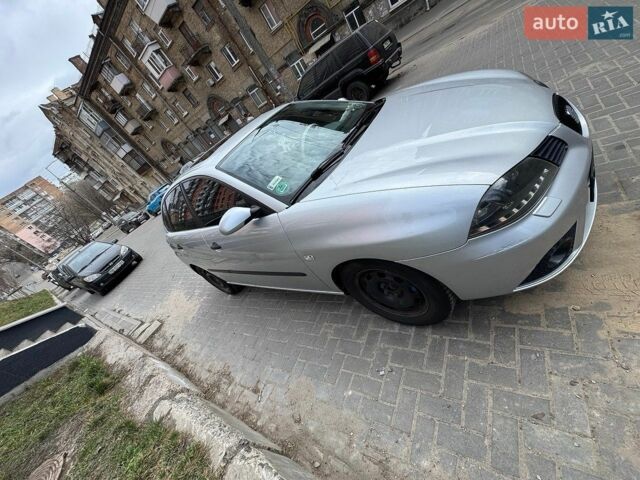 Серый Сеат Ибица, объемом двигателя 1.39 л и пробегом 177 тыс. км за 4900 $, фото 1 на Automoto.ua