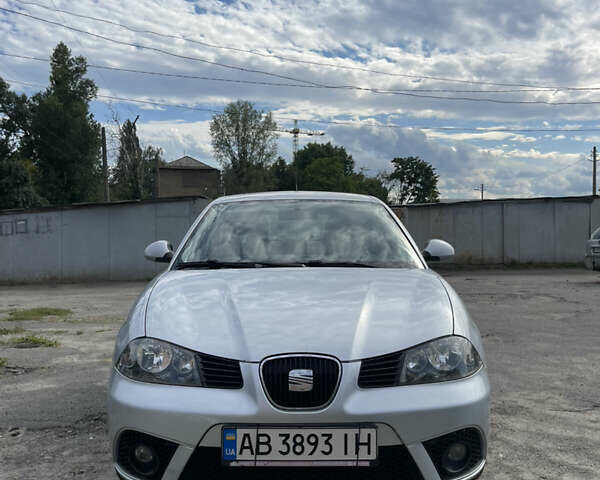 Сірий Сеат Ibiza, об'ємом двигуна 1.4 л та пробігом 184 тис. км за 4800 $, фото 1 на Automoto.ua