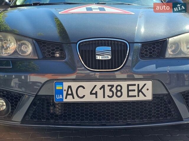 Серый Сеат Ибица, объемом двигателя 1.6 л и пробегом 269 тыс. км за 3200 $, фото 1 на Automoto.ua
