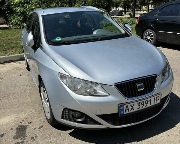 Сірий Сеат Ibiza, об'ємом двигуна 1.2 л та пробігом 178 тис. км за 5000 $, фото 1 на Automoto.ua