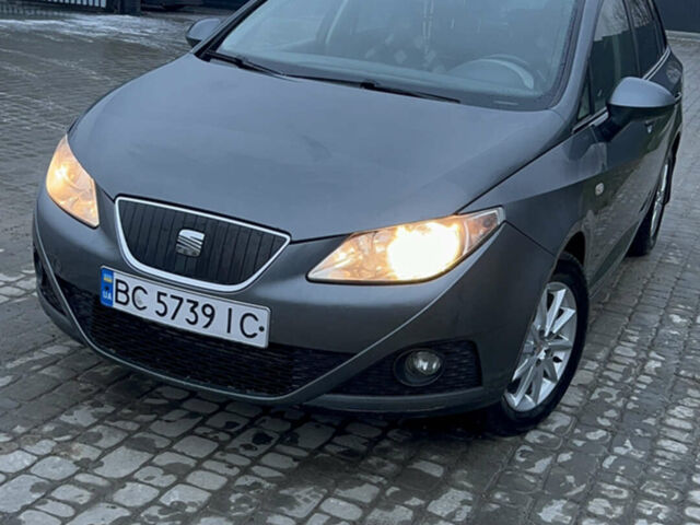 Сірий Сеат Ibiza, об'ємом двигуна 1.2 л та пробігом 251 тис. км за 5200 $, фото 1 на Automoto.ua