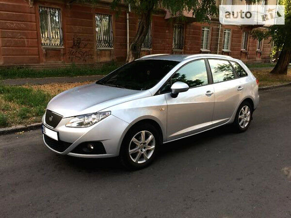 Сірий Сеат Ibiza, об'ємом двигуна 1.2 л та пробігом 107 тис. км за 8200 $, фото 1 на Automoto.ua