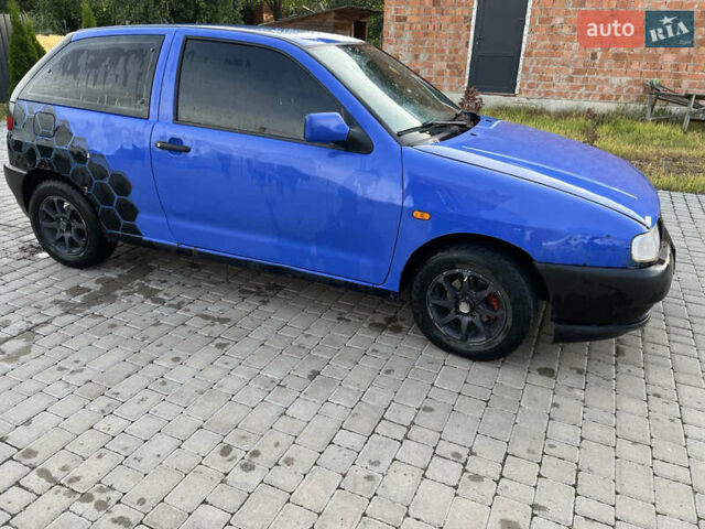 Синий Сеат Ибица, объемом двигателя 0 л и пробегом 350 тыс. км за 1200 $, фото 1 на Automoto.ua