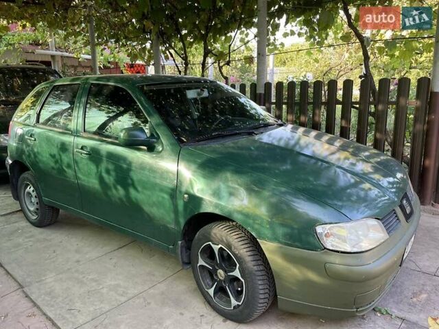 Зеленый Сеат Ибица, объемом двигателя 1.39 л и пробегом 290 тыс. км за 1500 $, фото 1 на Automoto.ua