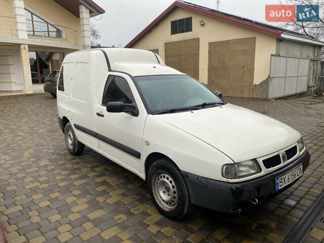 Белый Сеат Инка, объемом двигателя 1.9 л и пробегом 200 тыс. км за 1800 $, фото 1 на Automoto.ua