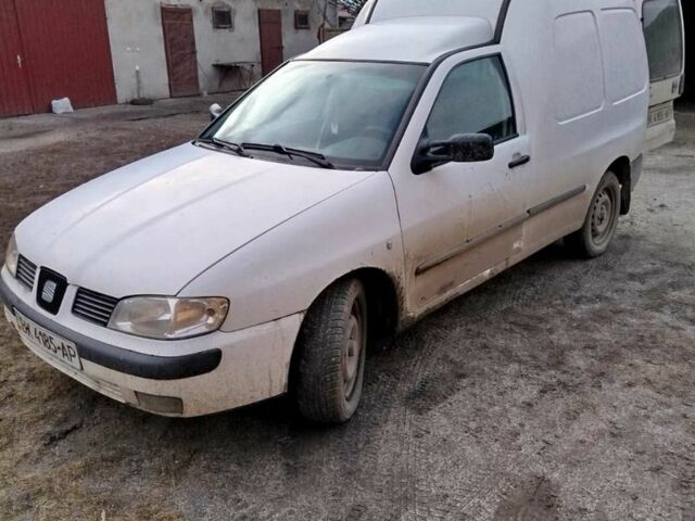 Білий Сеат Inca, об'ємом двигуна 1.9 л та пробігом 200 тис. км за 1500 $, фото 1 на Automoto.ua
