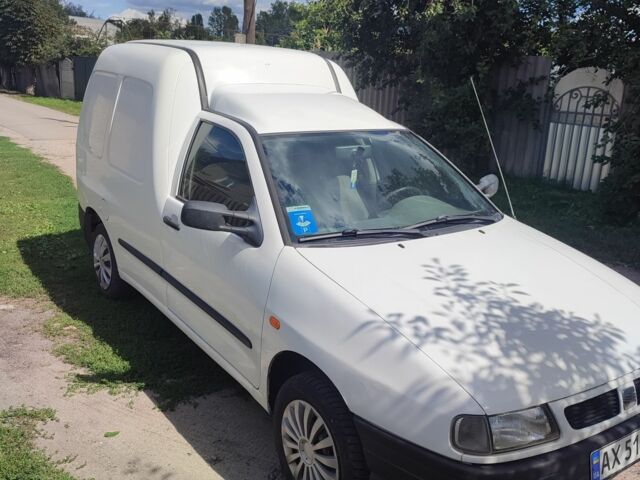 Белый Сеат Инка, объемом двигателя 1.4 л и пробегом 250 тыс. км за 1750 $, фото 1 на Automoto.ua