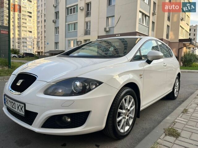 Білий Сеат Leon, об'ємом двигуна 1.4 л та пробігом 248 тис. км за 5300 $, фото 1 на Automoto.ua