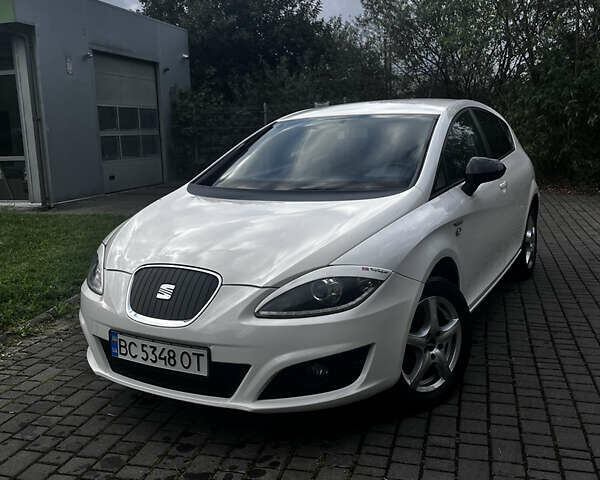 Білий Сеат Leon, об'ємом двигуна 1.6 л та пробігом 230 тис. км за 6650 $, фото 1 на Automoto.ua
