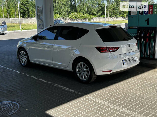 Білий Сеат Leon, об'ємом двигуна 1.6 л та пробігом 189 тис. км за 12999 $, фото 1 на Automoto.ua