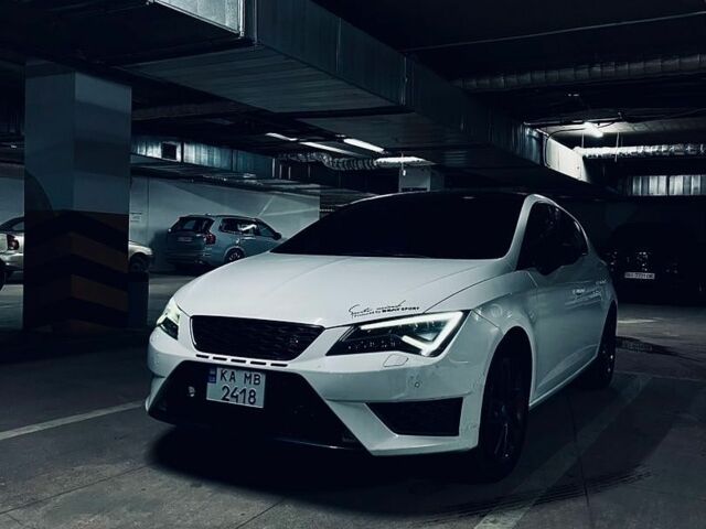 Білий Сеат Leon, об'ємом двигуна 1.6 л та пробігом 197 тис. км за 11000 $, фото 1 на Automoto.ua