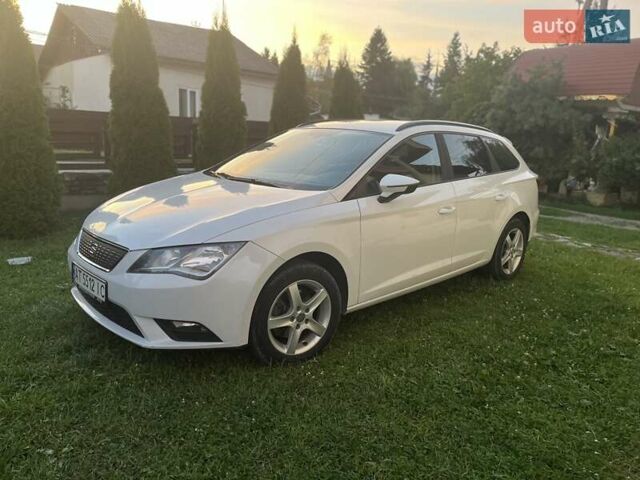 Белый Сеат Леон, объемом двигателя 1.6 л и пробегом 302 тыс. км за 9500 $, фото 1 на Automoto.ua