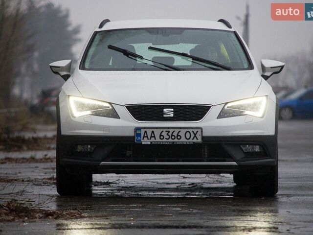 Білий Сеат Leon, об'ємом двигуна 1.97 л та пробігом 75 тис. км за 15900 $, фото 1 на Automoto.ua