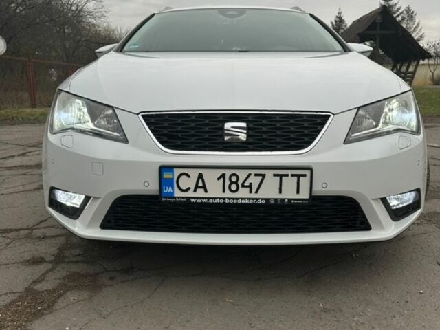 Белый Сеат Леон, объемом двигателя 1.6 л и пробегом 216 тыс. км за 10700 $, фото 1 на Automoto.ua