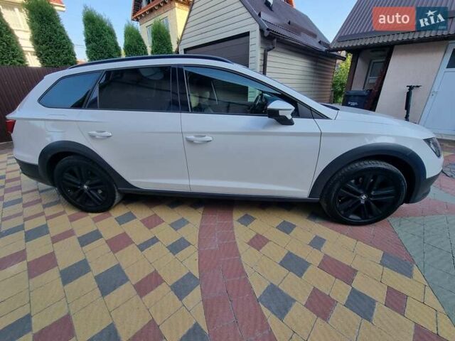 Білий Сеат Leon, об'ємом двигуна 1.97 л та пробігом 129 тис. км за 16650 $, фото 1 на Automoto.ua
