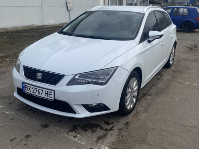 Білий Сеат Leon, об'ємом двигуна 2 л та пробігом 194 тис. км за 15500 $, фото 1 на Automoto.ua