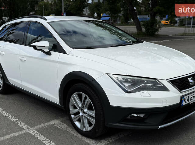Білий Сеат Leon, об'ємом двигуна 1.97 л та пробігом 153 тис. км за 17500 $, фото 1 на Automoto.ua