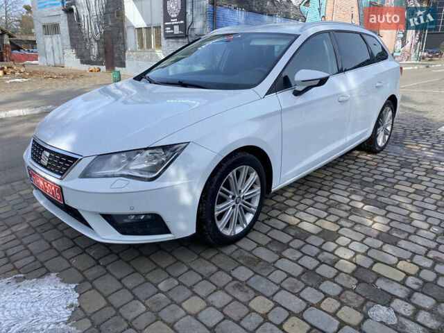 Белый Сеат Леон, объемом двигателя 2 л и пробегом 227 тыс. км за 12850 $, фото 1 на Automoto.ua