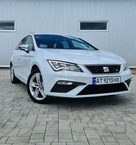 Білий Сеат Leon, об'ємом двигуна 1.6 л та пробігом 165 тис. км за 16450 $, фото 1 на Automoto.ua