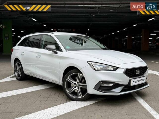 Білий Сеат Leon, об'ємом двигуна 1.4 л та пробігом 48 тис. км за 25990 $, фото 1 на Automoto.ua