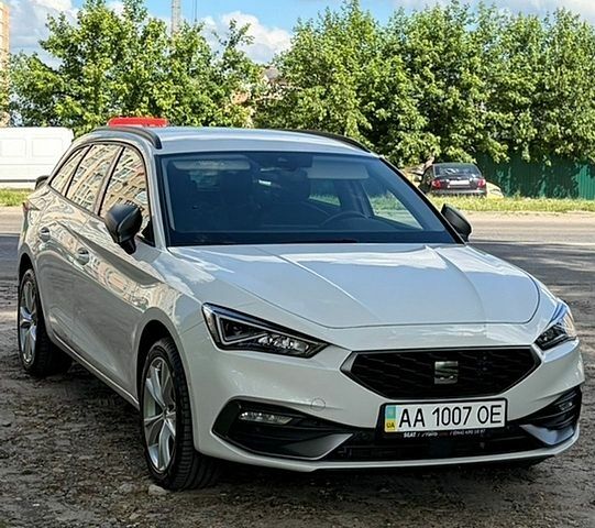 Белый Сеат Леон, объемом двигателя 1.5 л и пробегом 16 тыс. км за 29500 $, фото 1 на Automoto.ua
