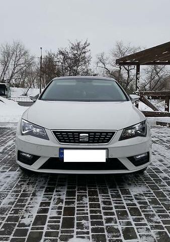 Білий Сеат Leon, об'ємом двигуна 1.8 л та пробігом 12 тис. км за 24999 $, фото 1 на Automoto.ua