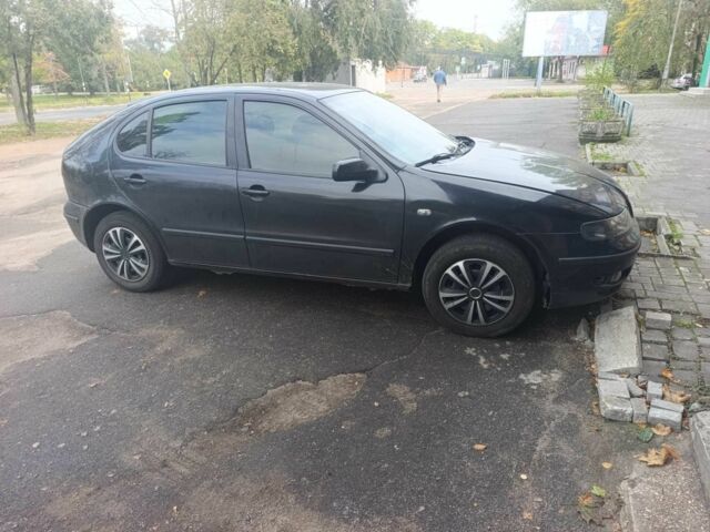 Чорний Сеат Leon, об'ємом двигуна 1.9 л та пробігом 400 тис. км за 2999 $, фото 1 на Automoto.ua