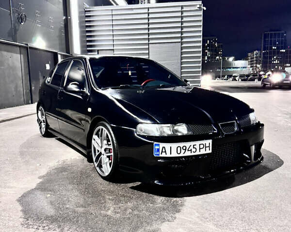 Чорний Сеат Leon, об'ємом двигуна 1.76 л та пробігом 180 тис. км за 5500 $, фото 1 на Automoto.ua